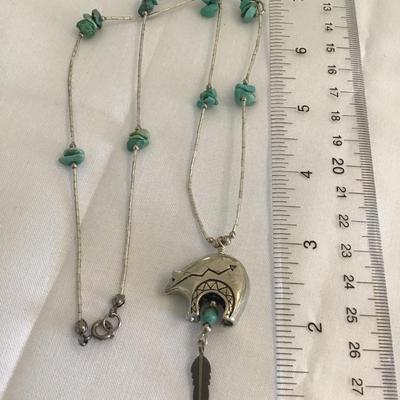Vintage Native Zuni Bear Type Necklace