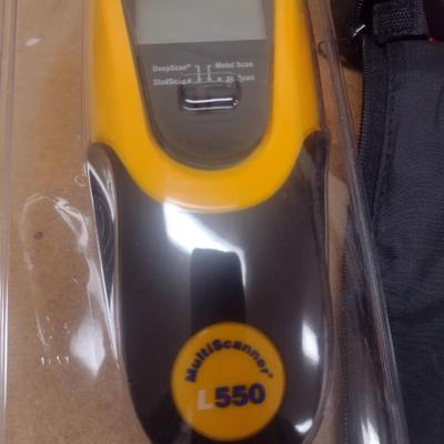 Set of 3 Laser Level and Measuring Tools