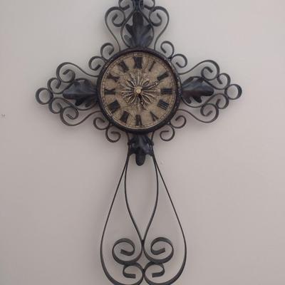 Metal Ribbon Decorative Cross Wall Clock