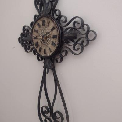 Metal Ribbon Decorative Cross Wall Clock