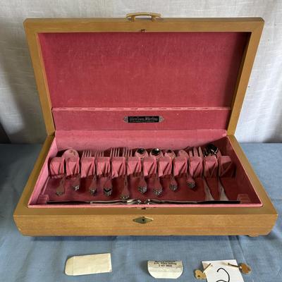 Oneida Stainless Morning Blossom Silverware
