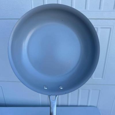 D - Tramontina 3-pack Hard Anodized Aluminum Ceramic Nonstick Fry Pan Set