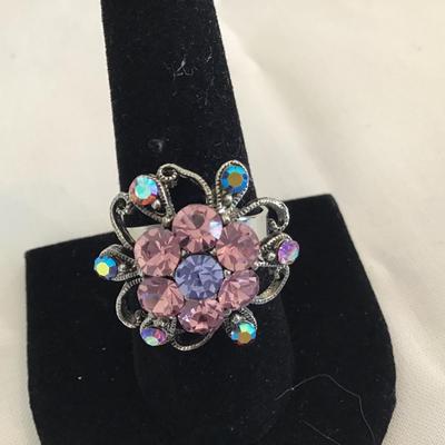 Super Cute Adjustable Ring Glass and Rhinestone