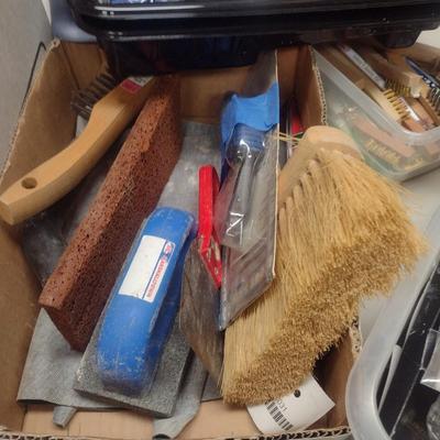 Big Assortment of Paint Brushes Mostly New Various Sizes (See all Pictures)