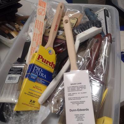 Big Assortment of Paint Brushes Mostly New Various Sizes (See all Pictures)