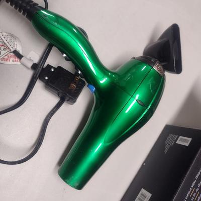 Infiniti Pro Conair Styling Blow Dryer