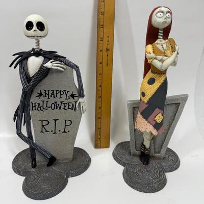 Vintage Disney Tim Burton's NIGHTMARE BEFORE CHRISTMAS JACK SALLY Resin Figurines