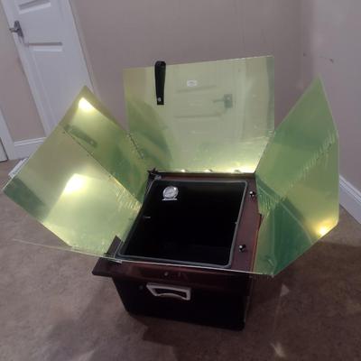 All American Sun Oven with Cookbook