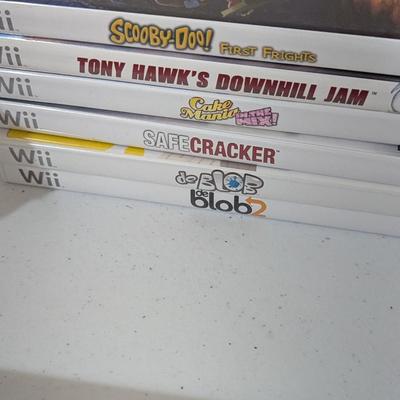 Wii Game Set With Games (SR)