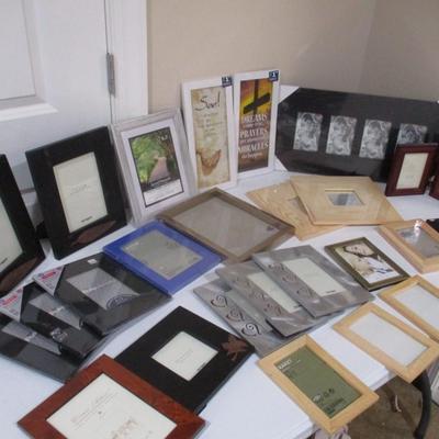 Array Of Picture Frames Most Are New #26