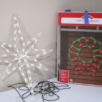 Christmas Lighted Star & Wreath