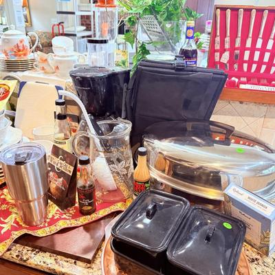 Lot 8: Kitchen Center Island Selection