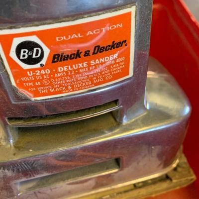 Black & Decker Sander In Hard Protector Case