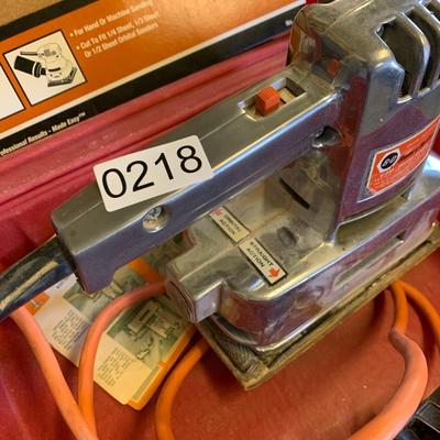 Black & Decker Sander In Hard Protector Case
