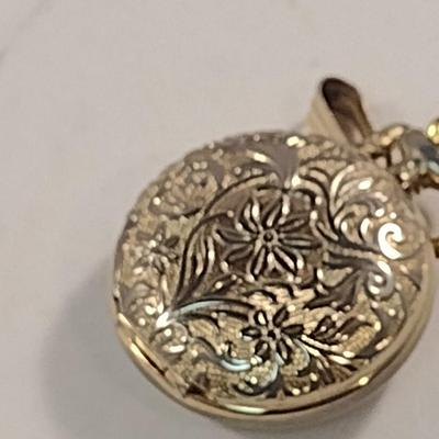 Collection of Pocket Watches- Assorted Makers- Not in Working Condition (#73)