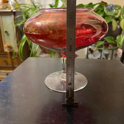 Burgundy pedestal bowl 