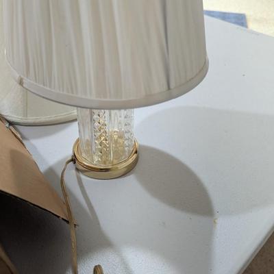 Pair Of Frosted Dome Lights & Crystal Lamp (SR)