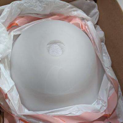 Pair Of Frosted Dome Lights & Crystal Lamp (SR)