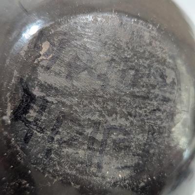 Native American Black Pot Pottery 5 1/2" (SR)