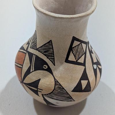 Acoma Vase Red/Black/White Traditional Geometric Signed Flora Ray 5 1/2" (SR)