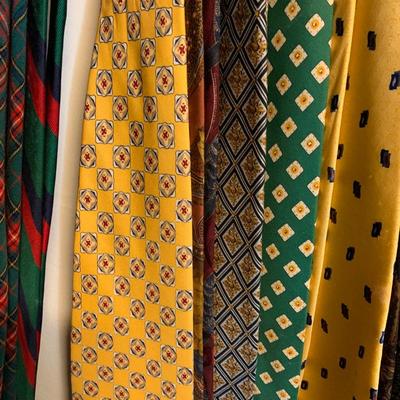 Men’s Ties Lot Pendleton Silk Italian +++