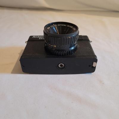 Vintage Point and Shoot Cameras (D-EL)