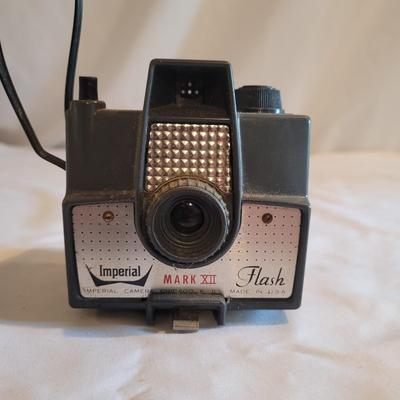 Vintage Box Cameras (D-EL)