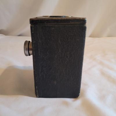 Vintage Box Cameras (D-EL)
