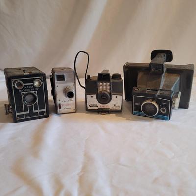 Vintage Box Cameras (D-EL)