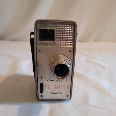 Vintage Box Cameras (D-EL)