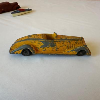 AUBURN RUBBER CAR, WANNATOY BOAT AND 1940's METAL MASTERS DIE-CAST TOY CAR