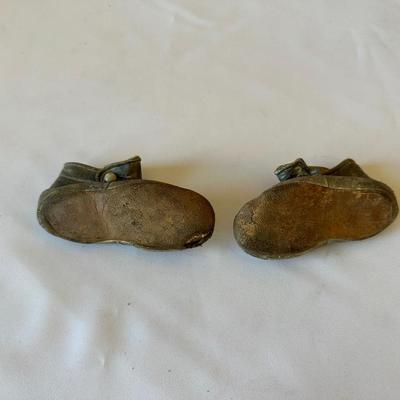VINTAGE AND ANTIQUE BABY SHOES