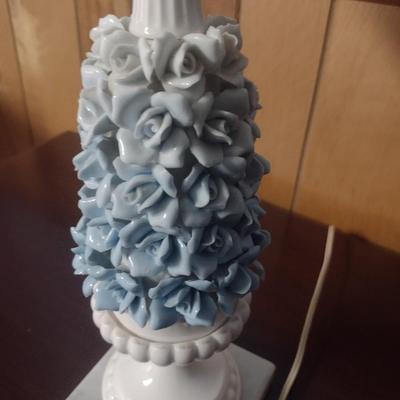 Mid-Century Porcelain Italian Capodimonte Style Blue Rose Table Lamp with Marble Base