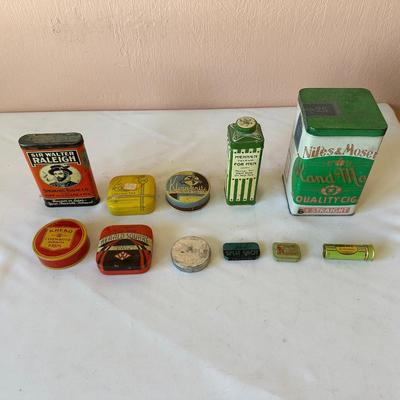 A GREAT SELECTION OF OLD TINS (3)