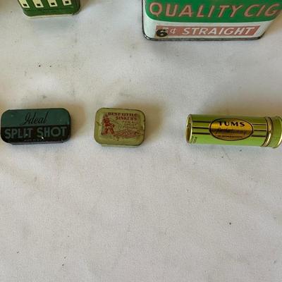 A GREAT SELECTION OF OLD TINS (3)