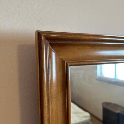 8 DRAWER DRESSER WITH MIRROR