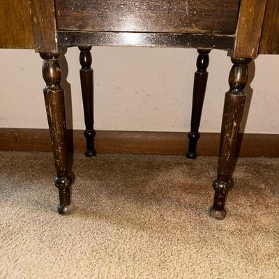 ANTIQUE MARTHA WASHINGTON SEWING CABINET