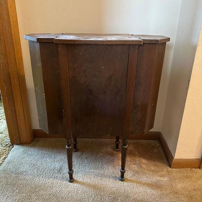 ANTIQUE MARTHA WASHINGTON SEWING CABINET