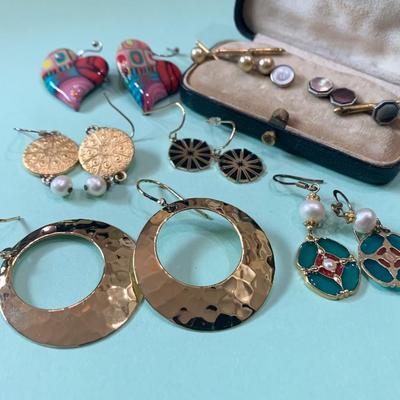 Vintage Earrings/Cufflinks Jewelry Lot