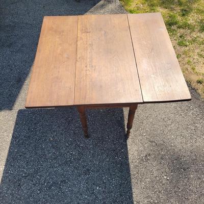 Wooden Drop Leaf Table (G-EL)