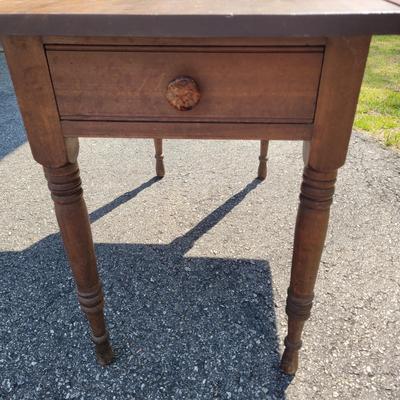 Wooden Drop Leaf Table (G-EL)