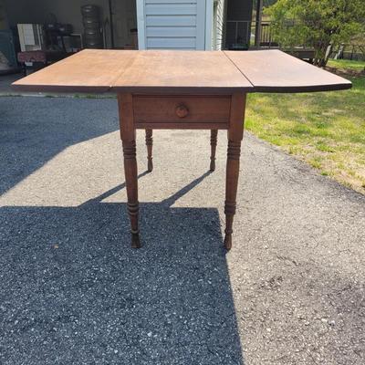 Wooden Drop Leaf Table (G-EL)