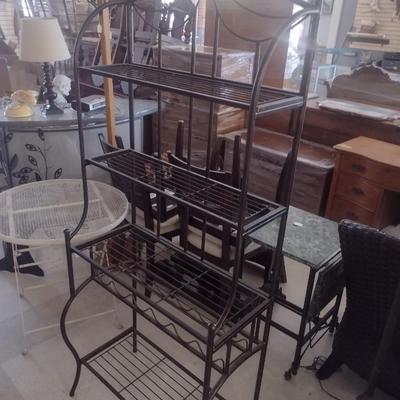 Metal Frame Multi-Shelf Baker's Rack