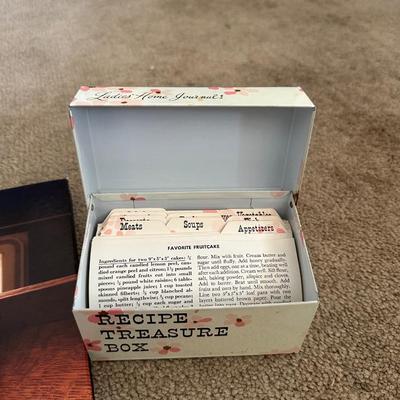 COOK BOOKS AND RECIPES