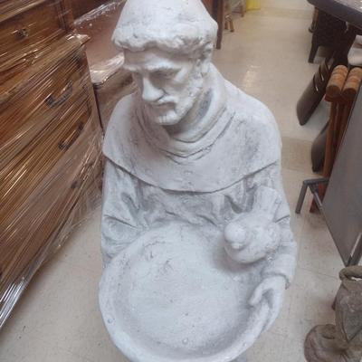 Composite Garden St. Francis of Assisi Bird Bath Statue