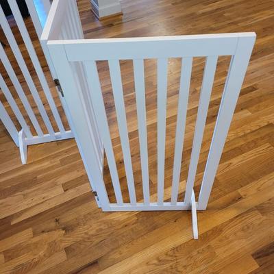 Wooden Folding Dog Gate (G-EL)