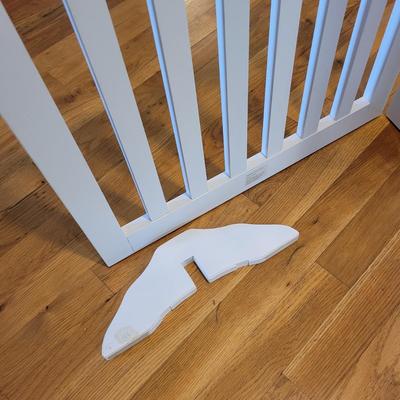 Wooden Folding Dog Gate (G-EL)