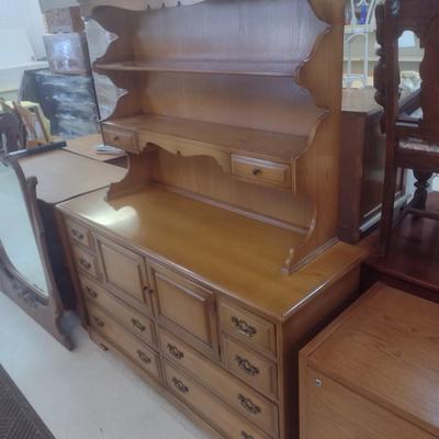 Vintage Ash Two Piece Hutch Top Sideboard