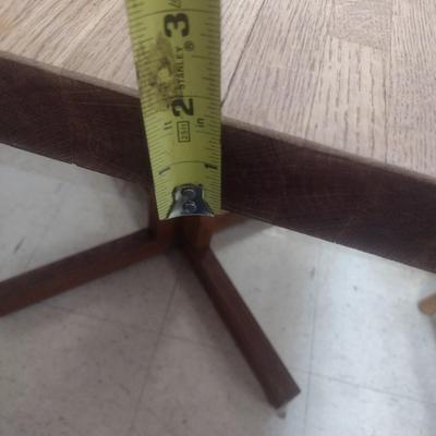 Solid Wood Butcher Block Design Table with Pedestal Base