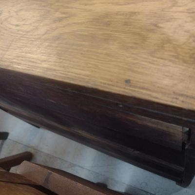 Antique Oak Diminutive Knee Hole Desk/Vanity